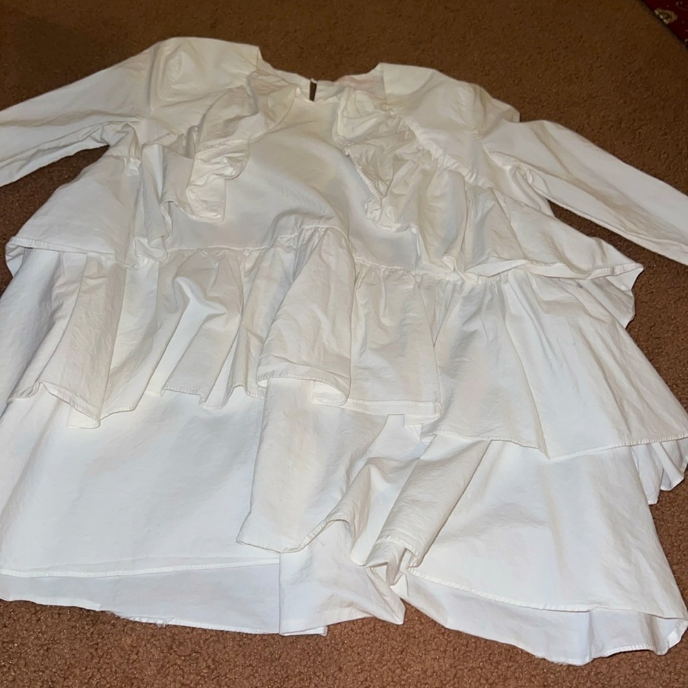 Zara white top🌸🌸🌸🌸🌸🌺🌺🧑‍🎄🌺🧑‍🎄 - Picture 2 of 6